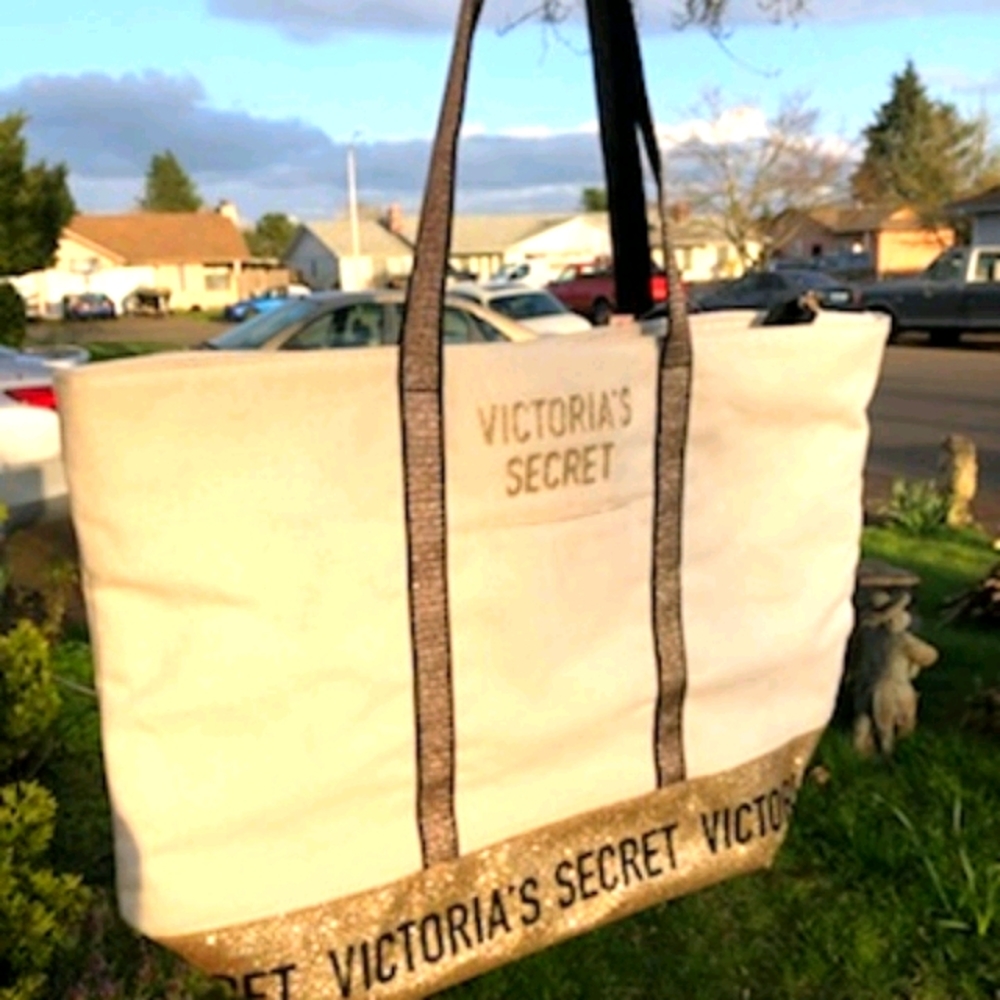 Victoria's secret tote bag